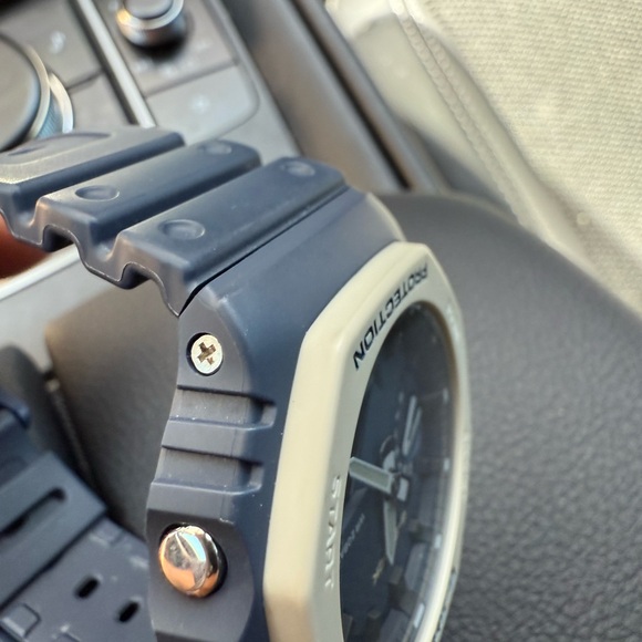 Casio G-Shock “Casioak” Navy GA2110ET - Picture 4 of 7